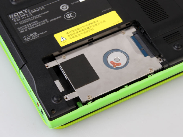 速度飞快!传统笔记本光驱改造升级成SSD